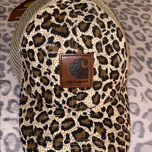 Womens carharrt hat w/ pony tail option in three back of the hat